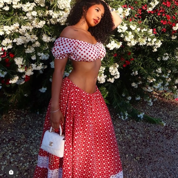 Adeirlina funshine set. Worn only one time. Retails for $350 - Picture 5 of 6